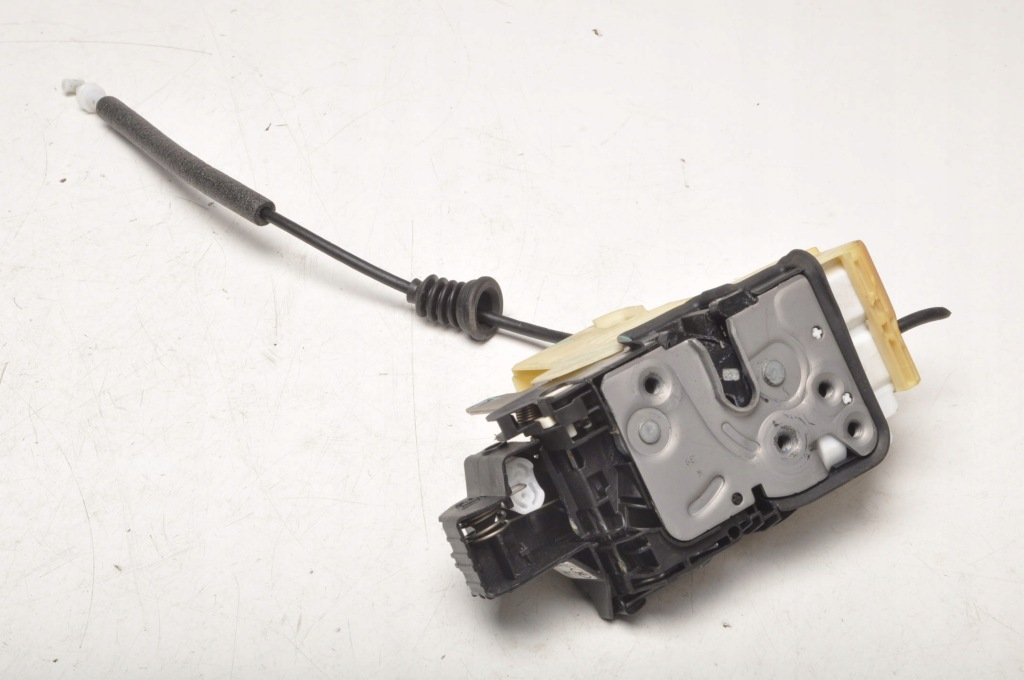 фото №8, Volvo xc60 ii замок дверь правый задняя задний 32131411