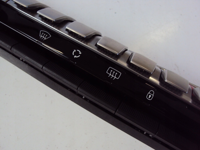 фото №6, Панель радіо кондиціонера peugeot 3008 ii 2016-