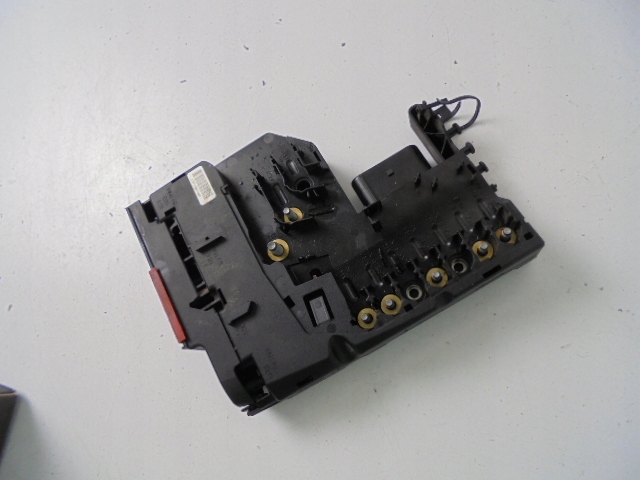 фото №1, Модуль клемма аккумулятор mercedes e-klasa coupe w207 2010 r