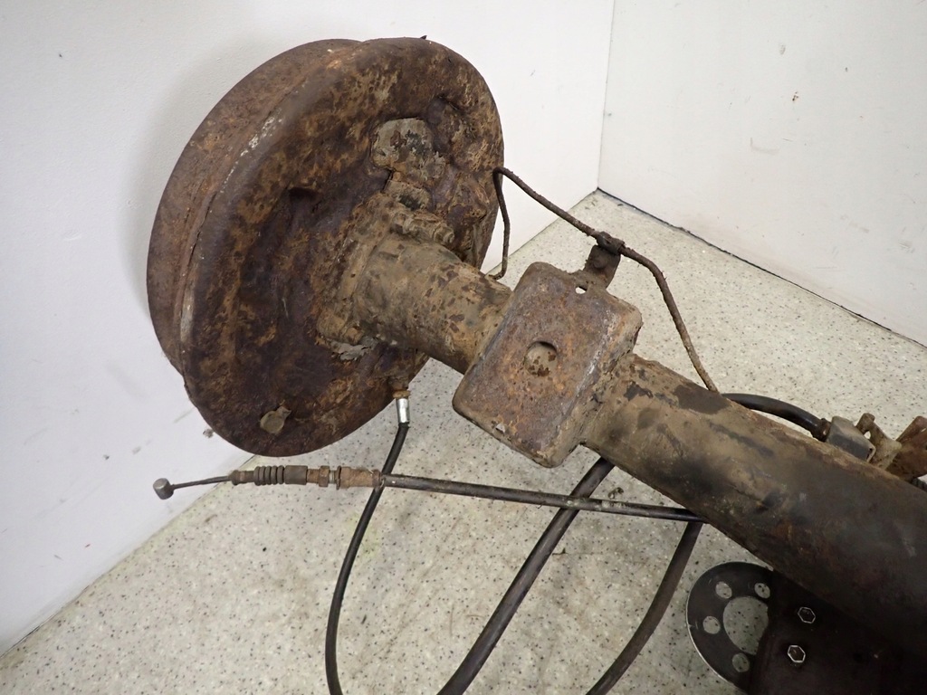 фото №10, Hyundai h200 h1 starex 02-06 2.5td міст задній