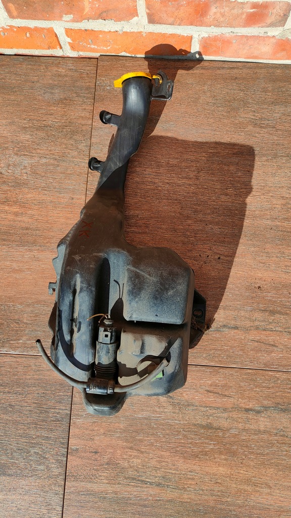 фото №1, Jeep commander 5-10r xk бачок омывателя