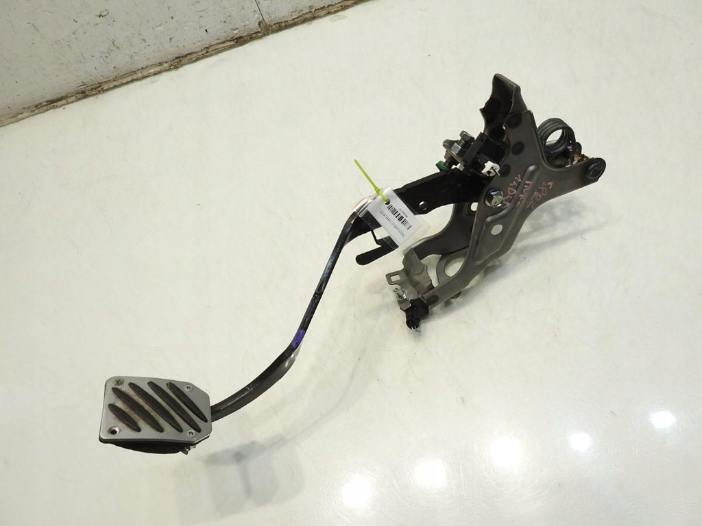 фото №7, Педаль сцепления toyota auris ii 1.4 d4d