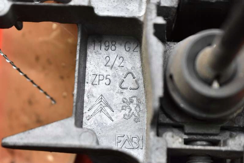 фото №7, Ручка левая перед передняя czarna 1198g2 citroen jumpy 2 ii 07-16