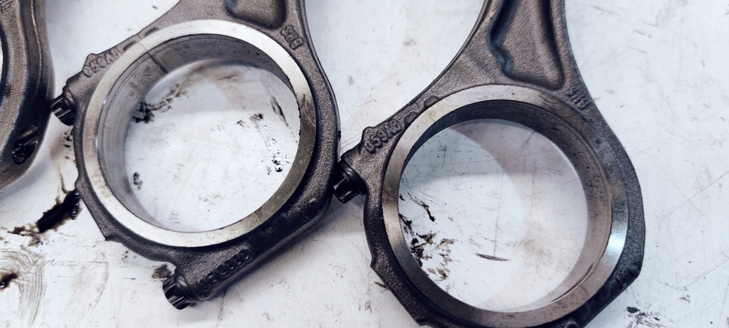 фото №2, Поршень + шатун audi vw 2.7 3.0 tdi 059ab 83l57