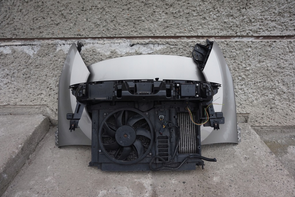 фото №1, Лампа левая kompletny перед peugeot 3008