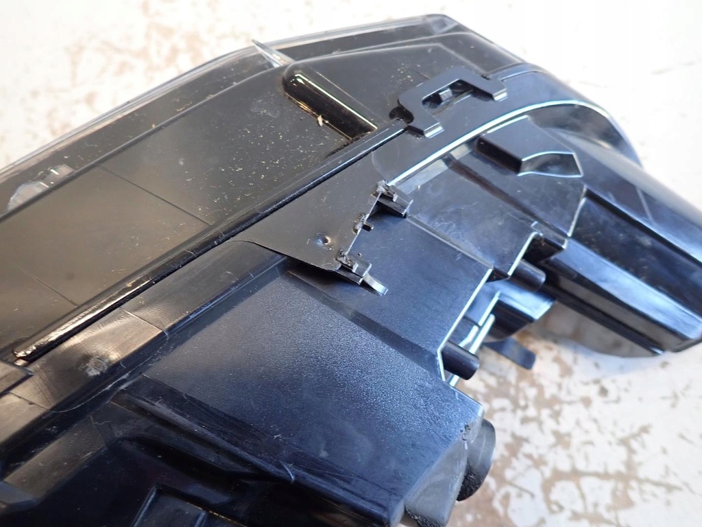 фото №9, Противотуманная фара правый led drl peugeot iii 308 t10 2021-