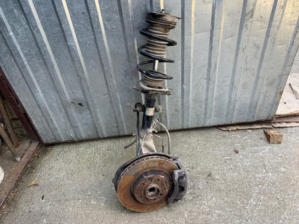 фото №1, Амортизаторна стійка поворотний кулак права 543024ea3a kadjar