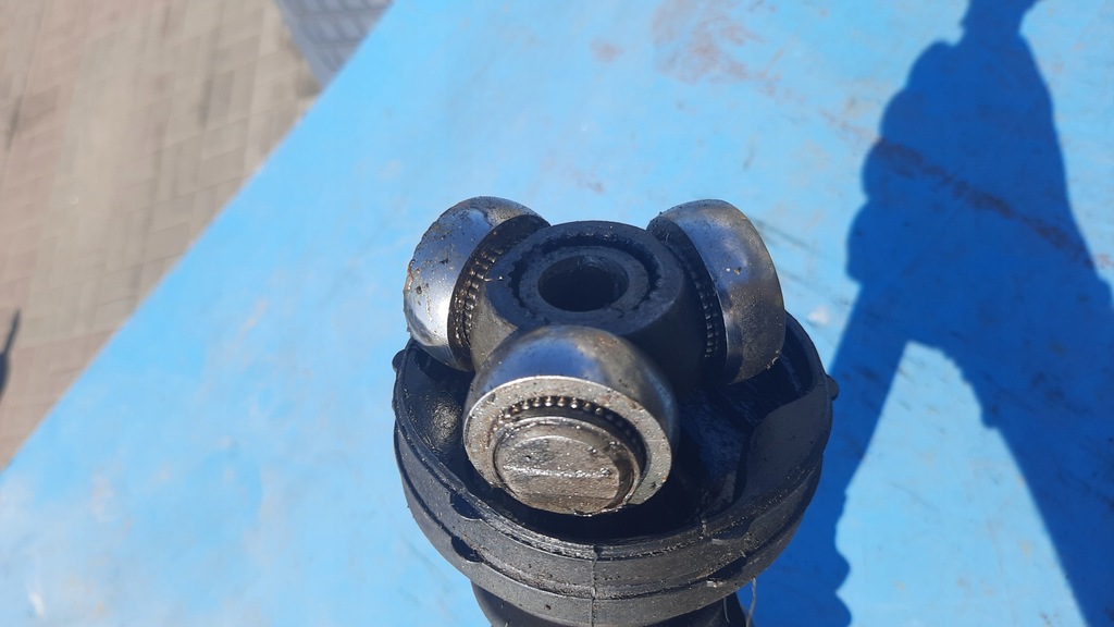 фото №5, Приводной вал левая volvo v50 s40 ii c30 1.6d