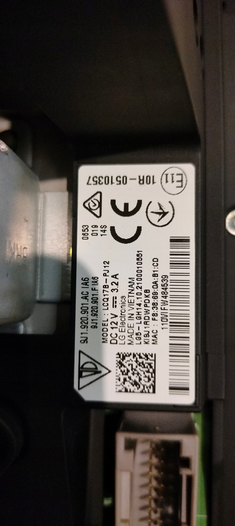 фото №8, Счетчик приборная панель porsche taycan 9j1 920 901 ac новый