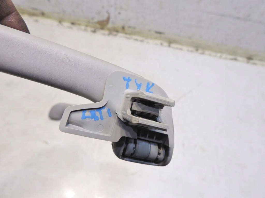 фото №3, Ручка кронштейн стельовий задня renault latitude