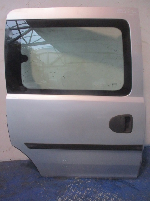 фото №1, Opel combo c lift полный дверь задняя правое z157