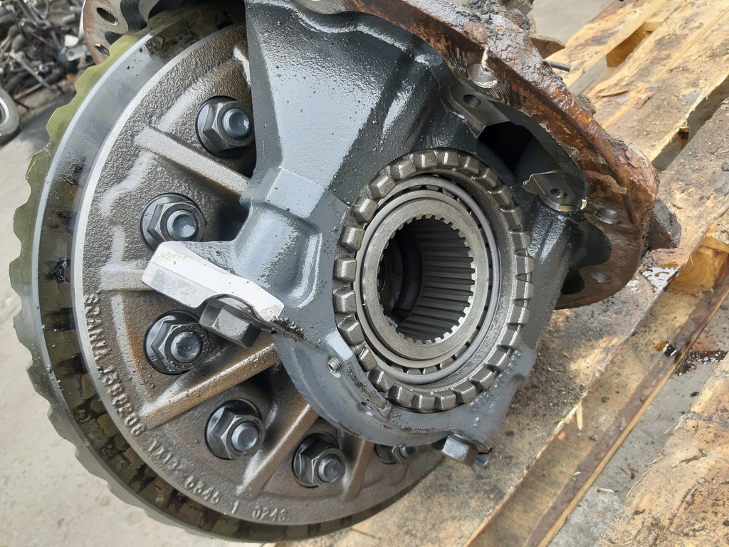 фото №16, Вкладиш міст scania r560 3.42