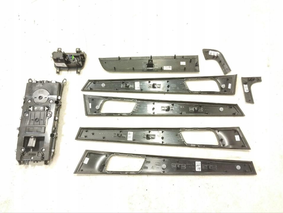 Накладка porsche panamera 2018 набор 971857335b с Разборки