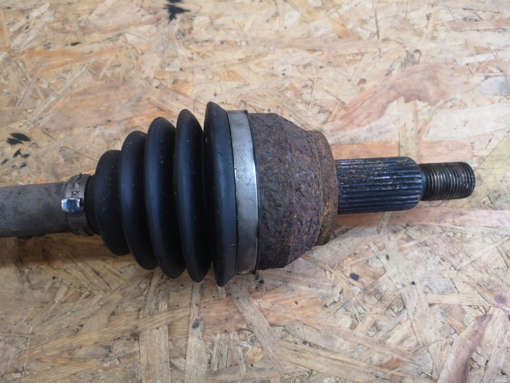 Land rover vogue привідний вал лівий перед 4.4 в Україні