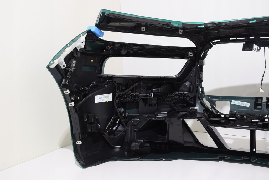 фото №14, Bmw 7 g70 бампер перед m-pakiet 6 pdc c4g isle of man green металлик