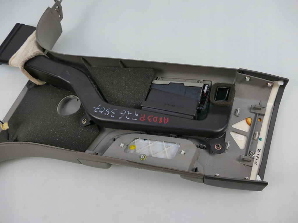 фото №9, Защита стойка audi оригинальный номер 4e0867244