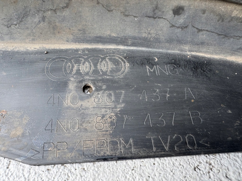 фото №12, Audi a8 d5 17- 4n0 4n бампер перед передний 4n0807437a полный хороший