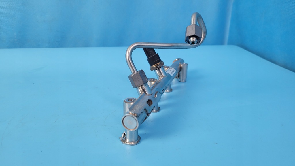 фото №11, Mercedes x247 glb 200 1.33 23r молдинг впрыскная датчик a2820701100