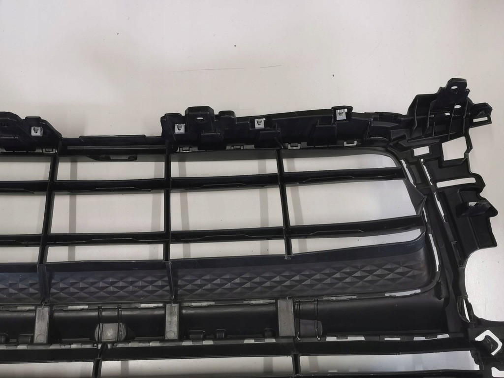 фото №14, Решётка радиатора, решётка радиатора, решётка средняя porsche macan lift gts 2.275