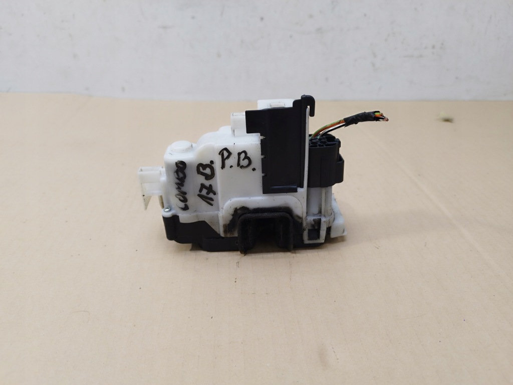 фото №1, Замок правий bok двері бічний зсувні праве opel combo d 51892980