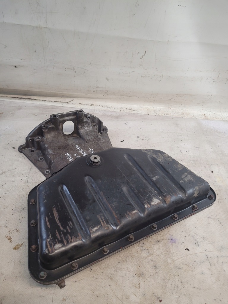 Купити Піддон піддон масляна оригінальний номер r90400216 opel omega b 2.5b