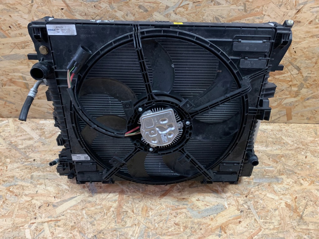 Радіатор вентилятор maserati mc20 комплект Оригінал