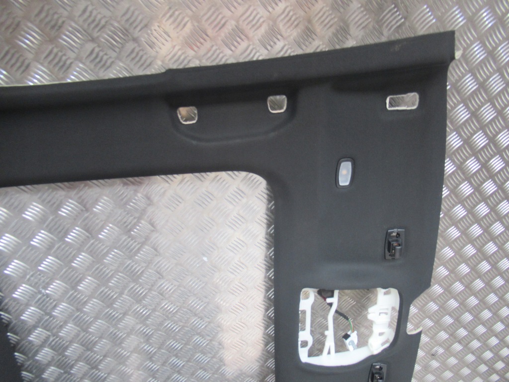 фото №6, Потолок czarna mercedes c-klasa w205 панорама sedan