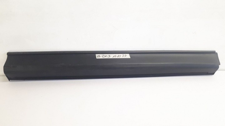 фото №1, Mazda cx-3 2015 молдинг двері права перед