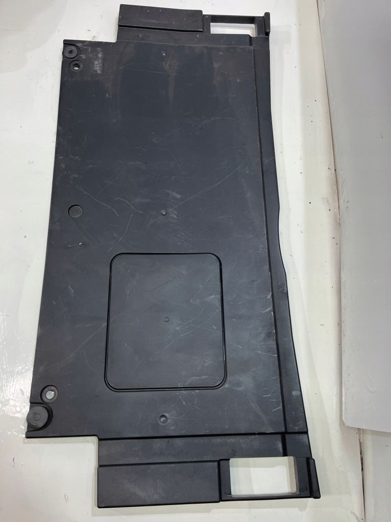 фото №1, Підпора багажника audi a4 b8 4g8863373