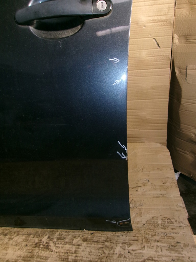 Двері ліва перед skoda rapid 2015r 1.2tsi седан в Україні