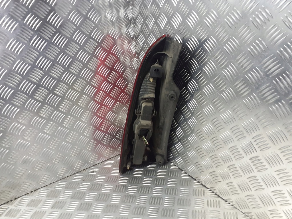 фото №2, Лампа правий задня renault espace iv 8200027152