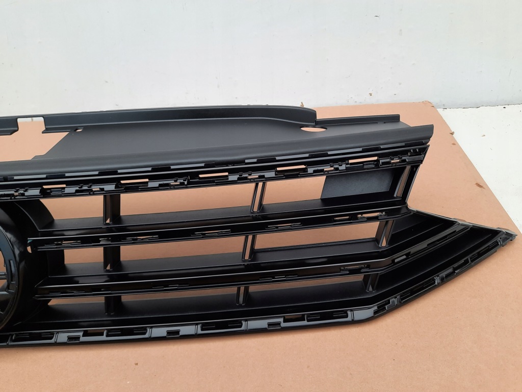 фото №3, Vw passat b8 alltrack black решётка радиатора решётка радиатора new oryg!