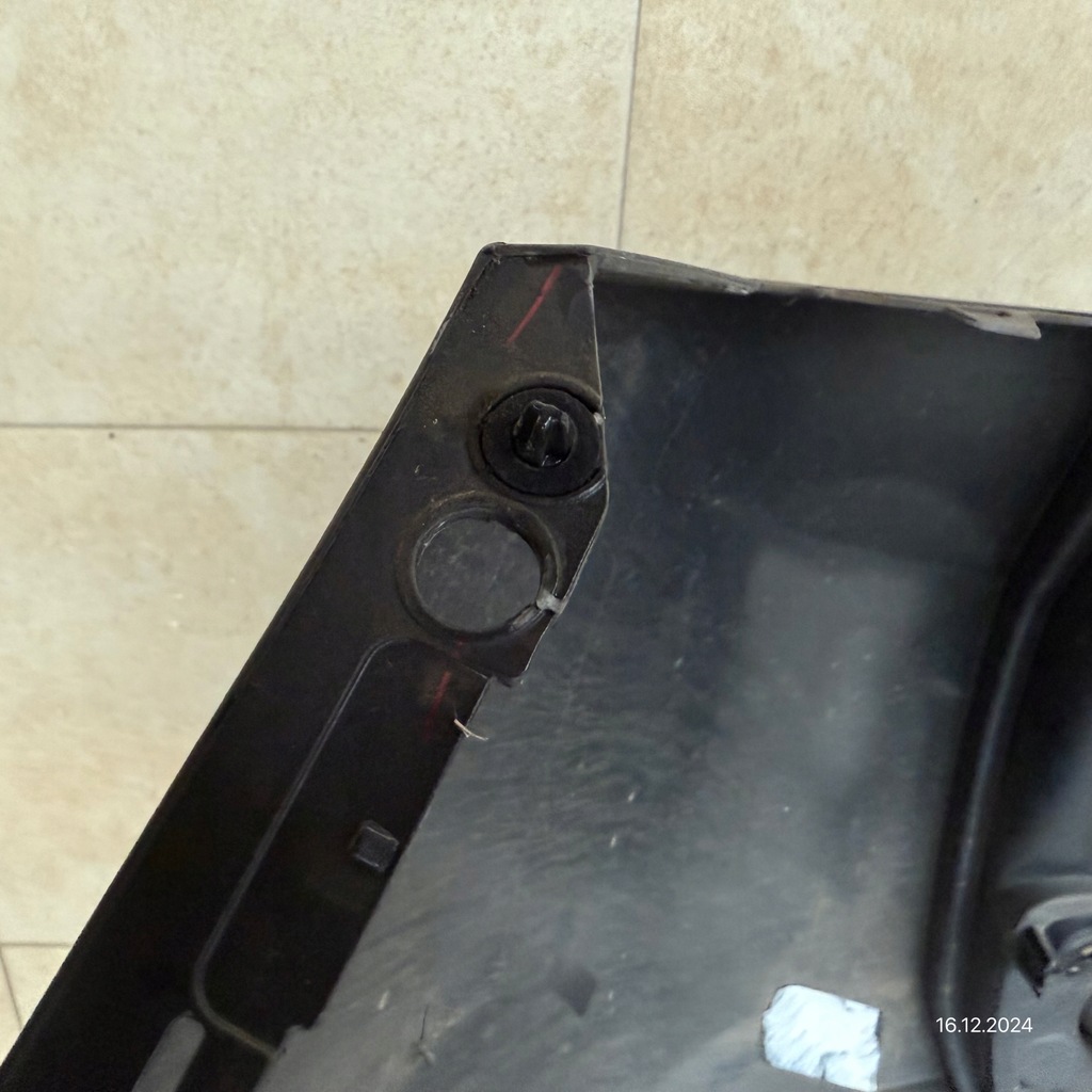 фото №8, Бампер задний kompletny peugeot 2008 i lift 2016 rok 4 pdc