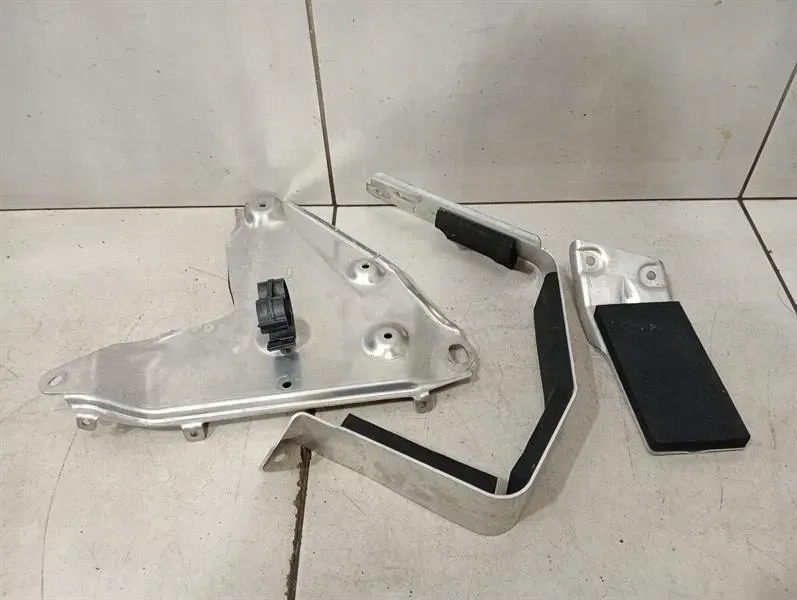 фото №8, Ferrari 296 gtb 296gtb f171 правый fuel бак 963266