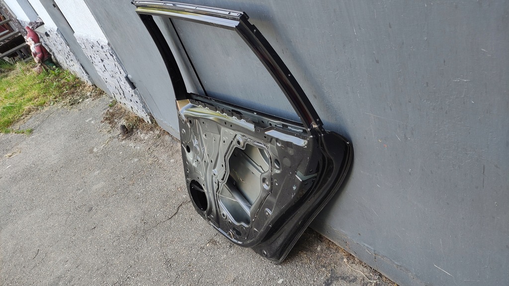 фото №9, Toyota corolla e21 kombi двері правий задня задні