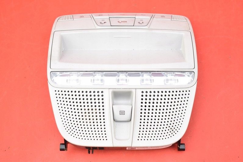 фото №1, Лампа освещение салона mercedes e-klasa w213