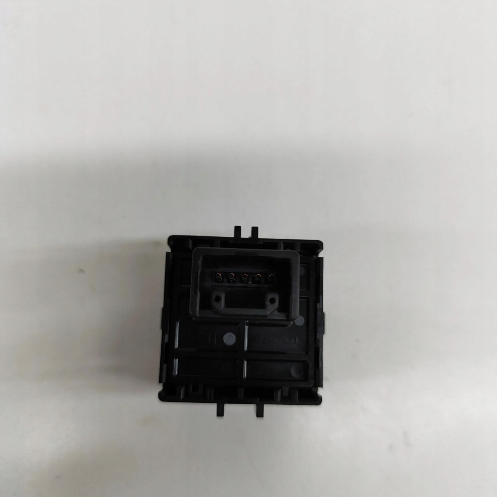 Lexus ux 2019 кнопка центрального замка Недорого