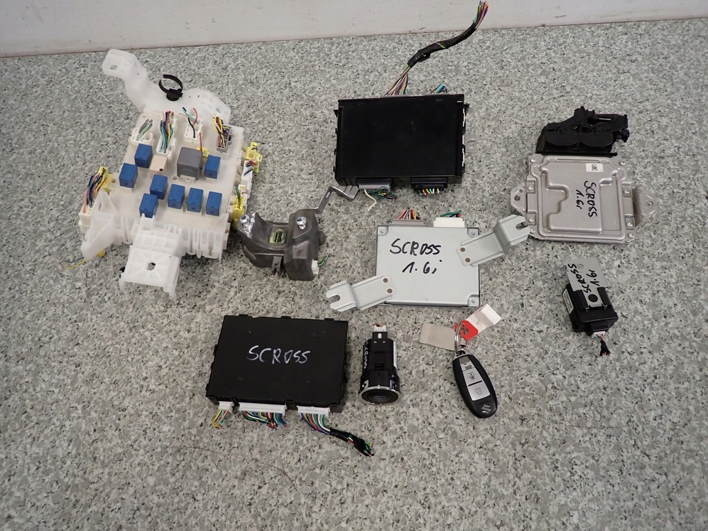 фото №8, Suzuki sx4 s-cross 1.6i 13-16 набір стартовий бортовий комп'ютер