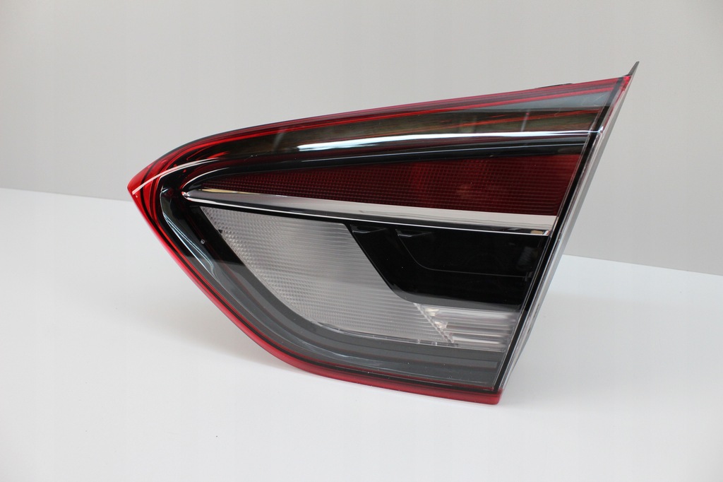 фото №1, Opel crossland x - лампа задняя правая 2017+