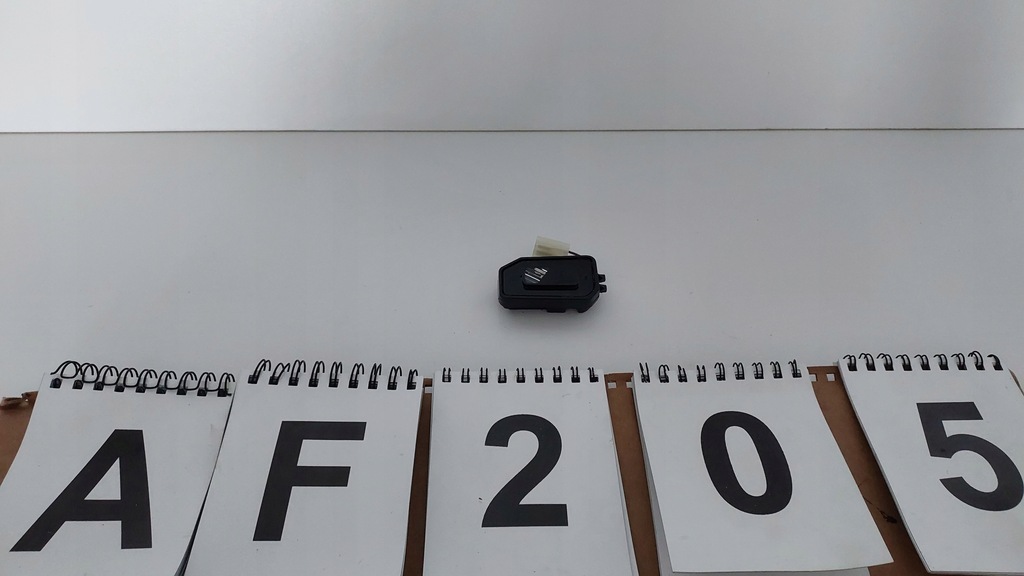 фото №1, Mercedes лампа дзеркало підсвітка ліва оригінал