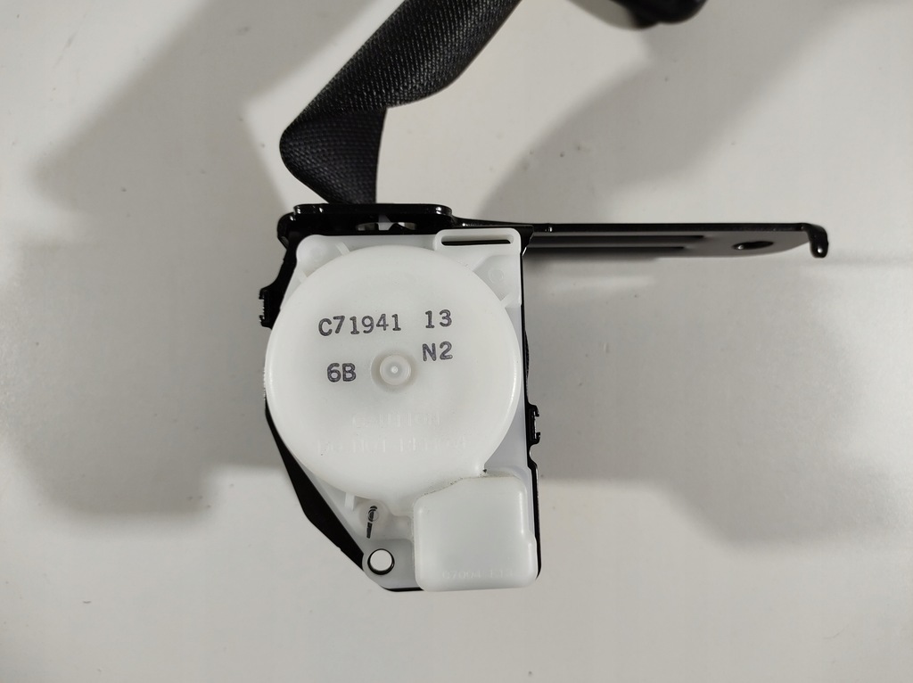 фото №6, Lexus is300h 13r pas безопасности правый задняя