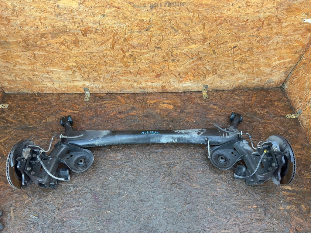 Купить Балка задняя oś подвеска задняя renault austral jan poznań