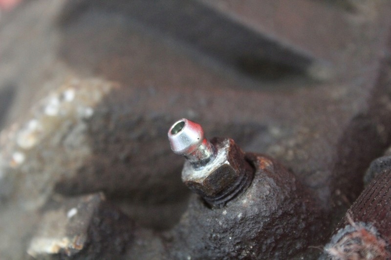 фото №5, Суппорт тормозной правый перед subaru outback 5 v 2.5 175 km 14-19