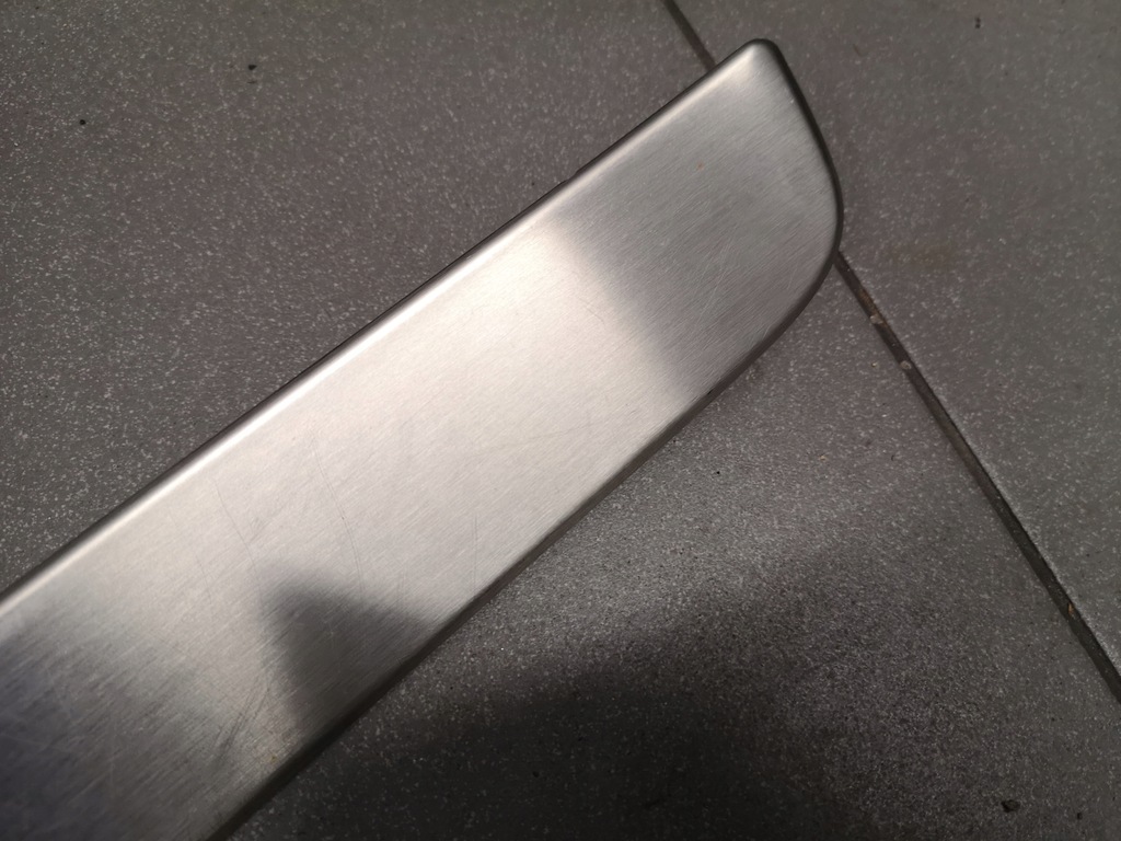 фото №6, Накладка порог правый задняя vw phaeton 3d0853540a