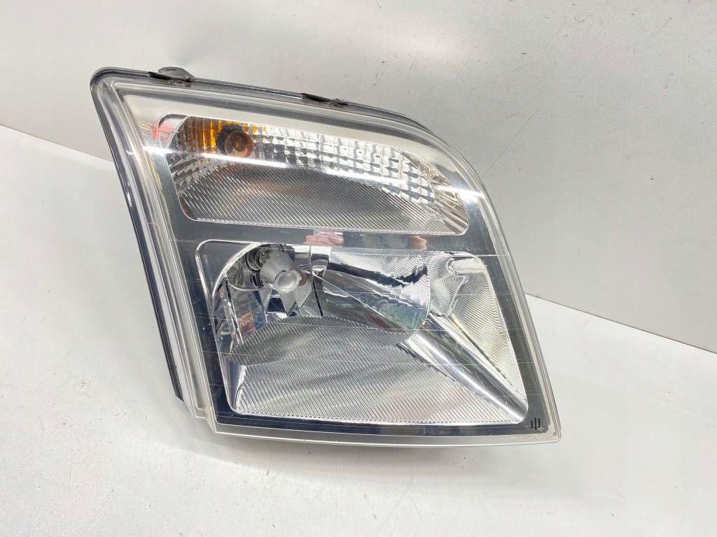 фото №1, Лампа права передня ford transit connect 2003-06