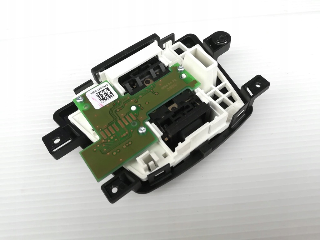 фото №4, Bmw f01 f02 перемикач люк