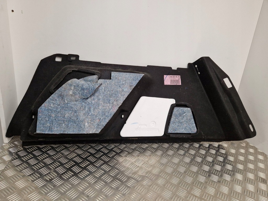 фото №5, Peugeot 308 2020 правая сторона нижний панель бардачка колеса запасного