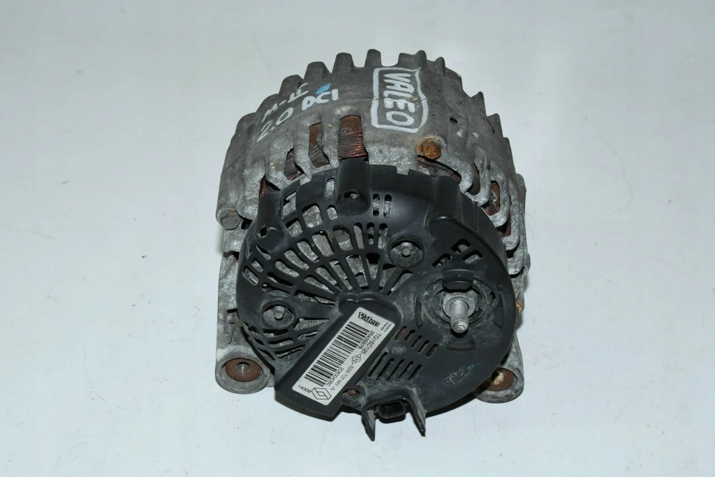 Генератор 8200725683-a renault megane 2 2.0 dci Доставка