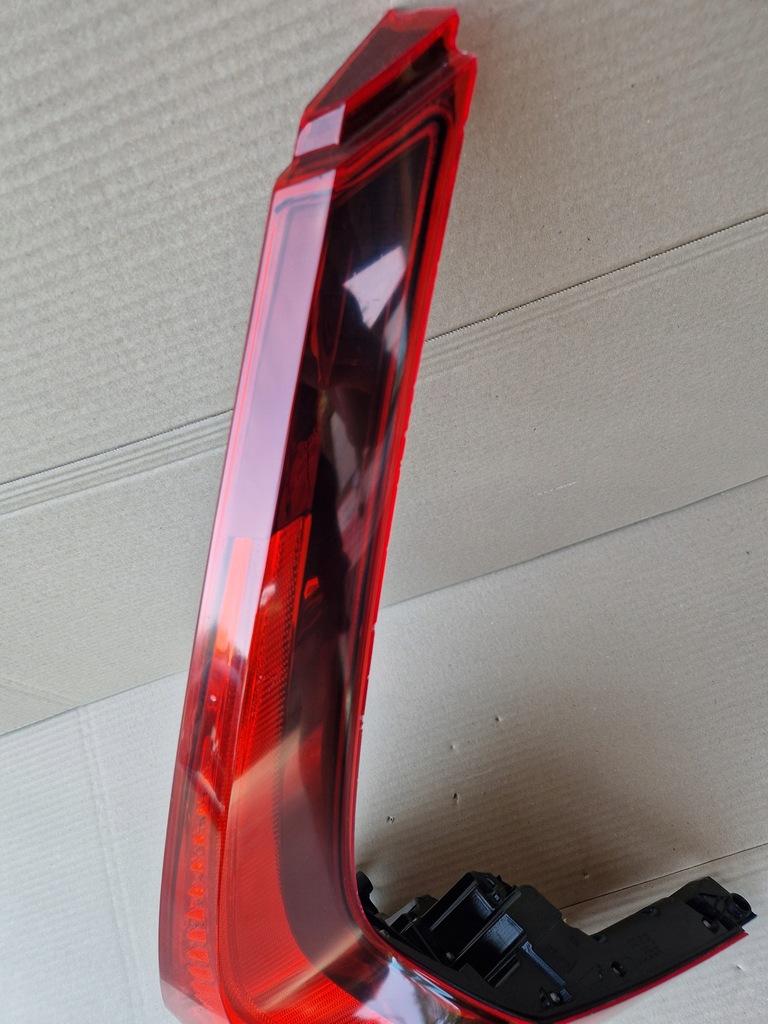 фото №9, Volvo xc60 ii лампа правая задняя задняя led usa #309