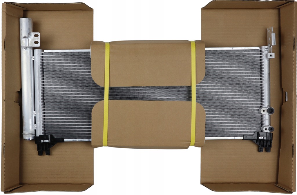 фото №1, Радиатор кондиционера lexus is 300h 2013 -